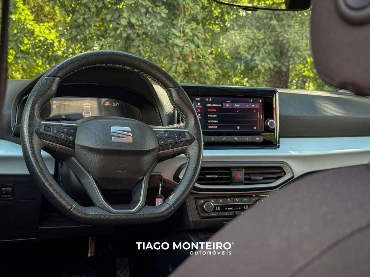 seat-ibiza-2023-gasolina-999cc