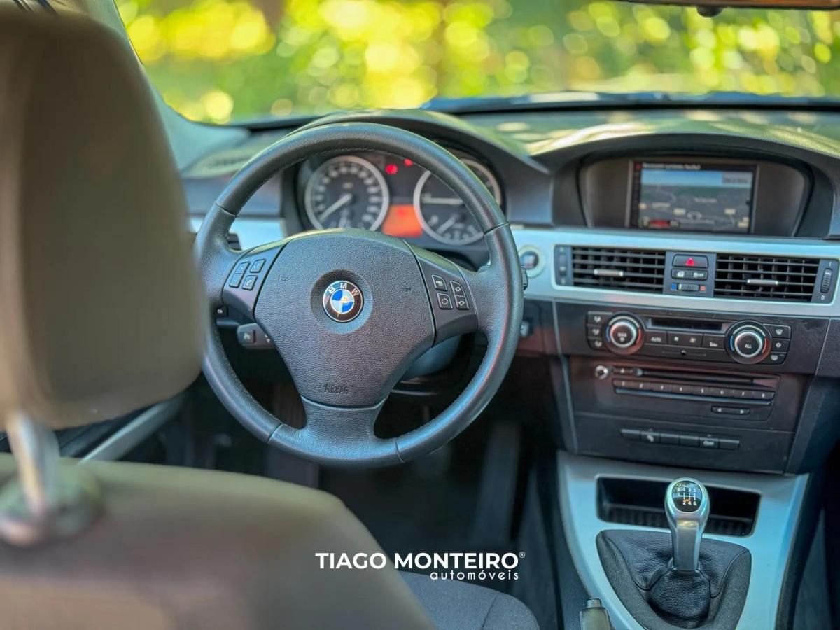 bmw-serie-3-320d-touring-2011-diesel-1995cc