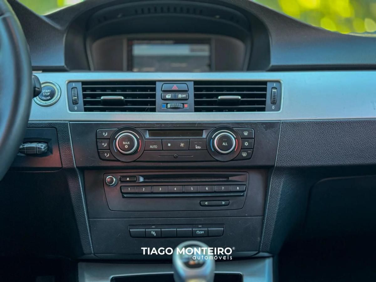 bmw-serie-3-320d-touring-2011-diesel-1995cc