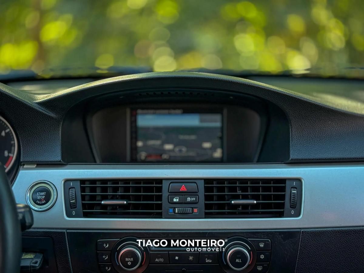 bmw-serie-3-320d-touring-2011-diesel-1995cc