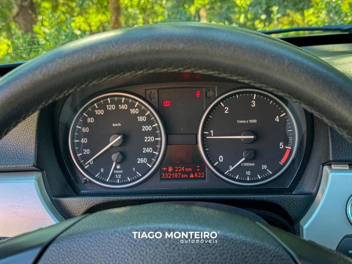 bmw-serie-3-320d-touring-2011-diesel-1995cc