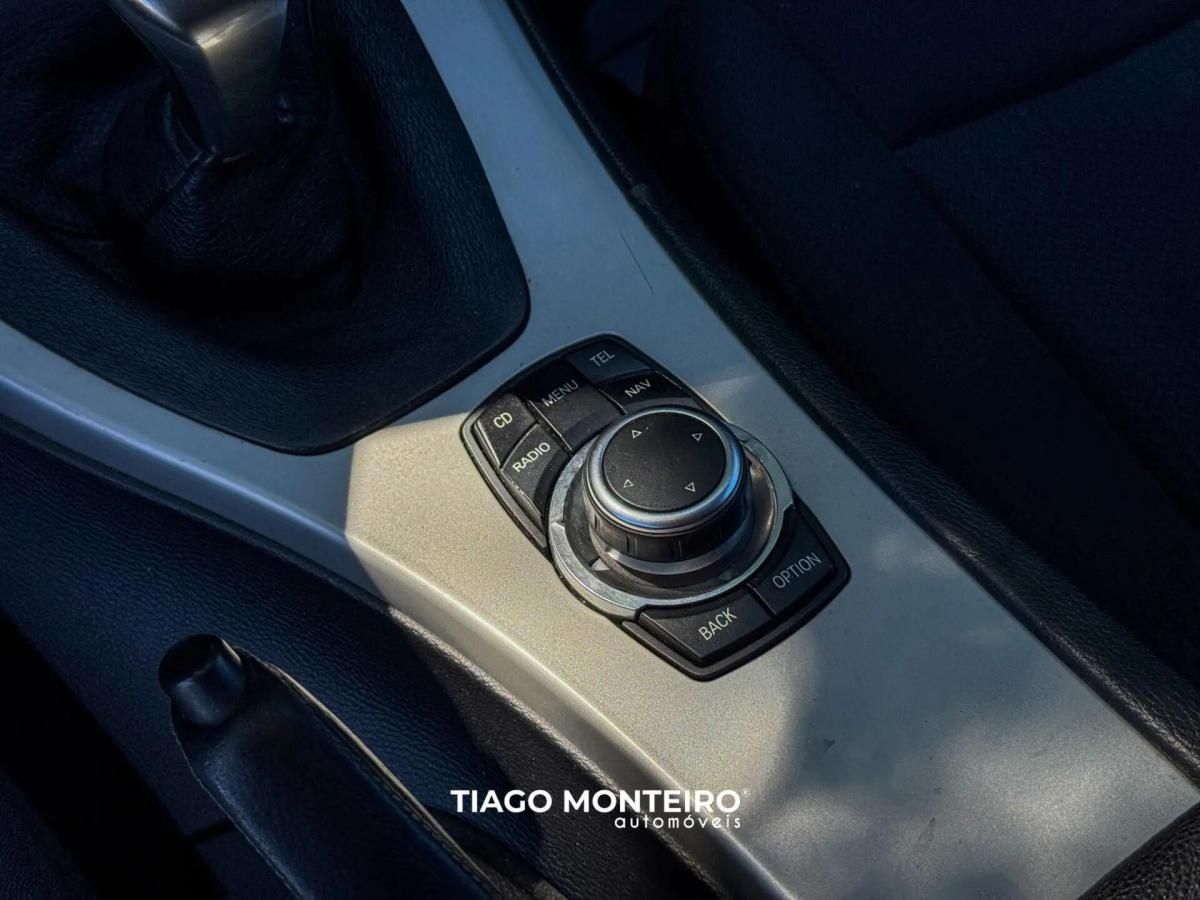bmw-serie-3-320d-touring-2011-diesel-1995cc