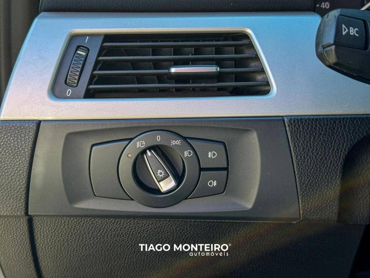 bmw-serie-3-320d-touring-2011-diesel-1995cc