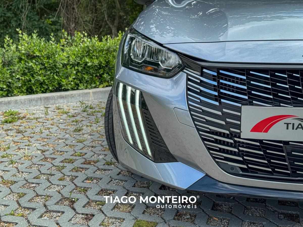 peugeot-208-2024-gasolina-1199cc
