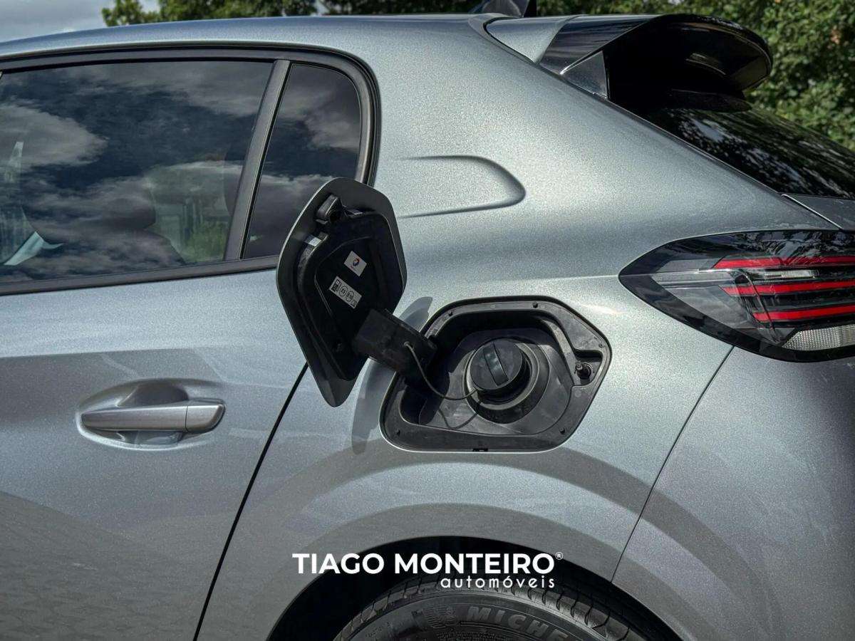 peugeot-208-2024-gasolina-1199cc