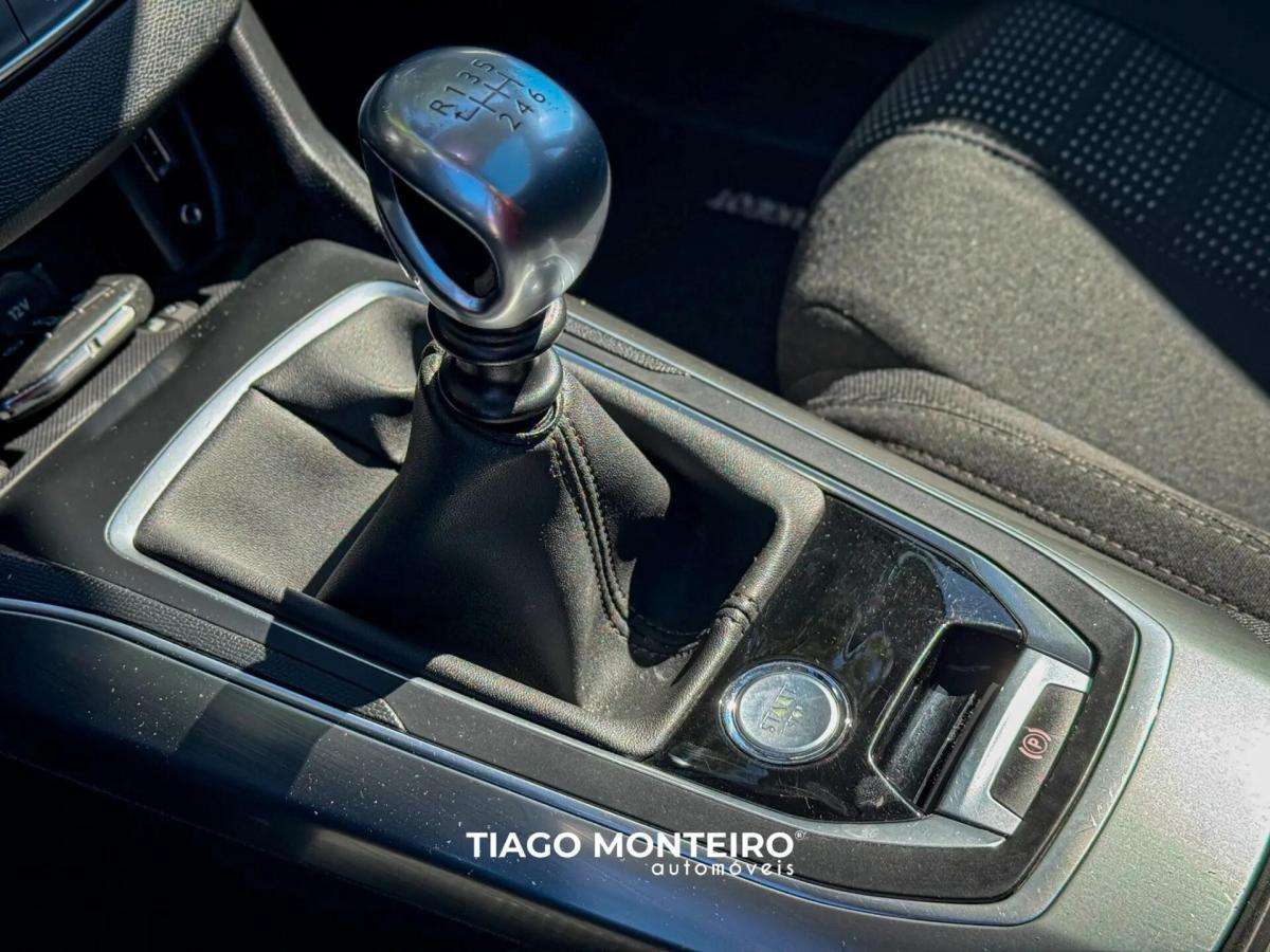 peugeot-308-2015-diesel-1560cc