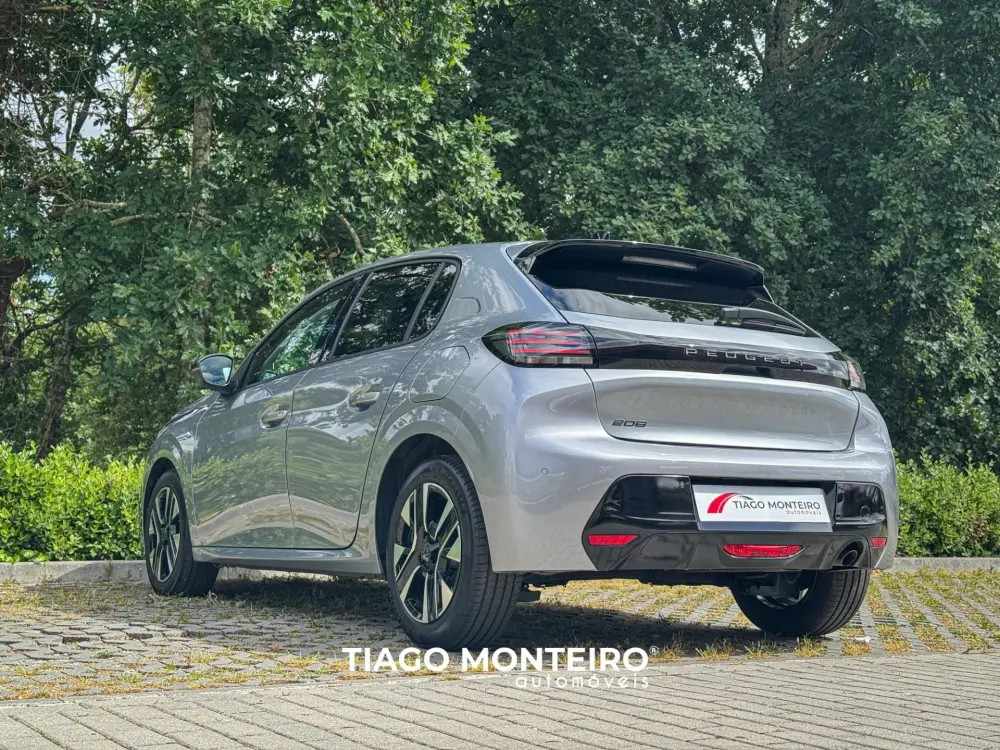 peugeot-208-2024-gasolina-1199cc