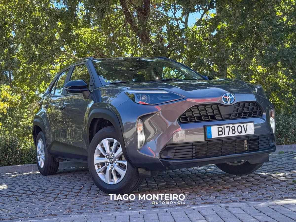 toyota-yaris-cross-2024-hibrido-a-gasolina-1490cc