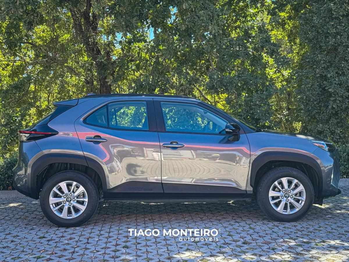 toyota-yaris-cross-2024-hibrido-a-gasolina-1490cc