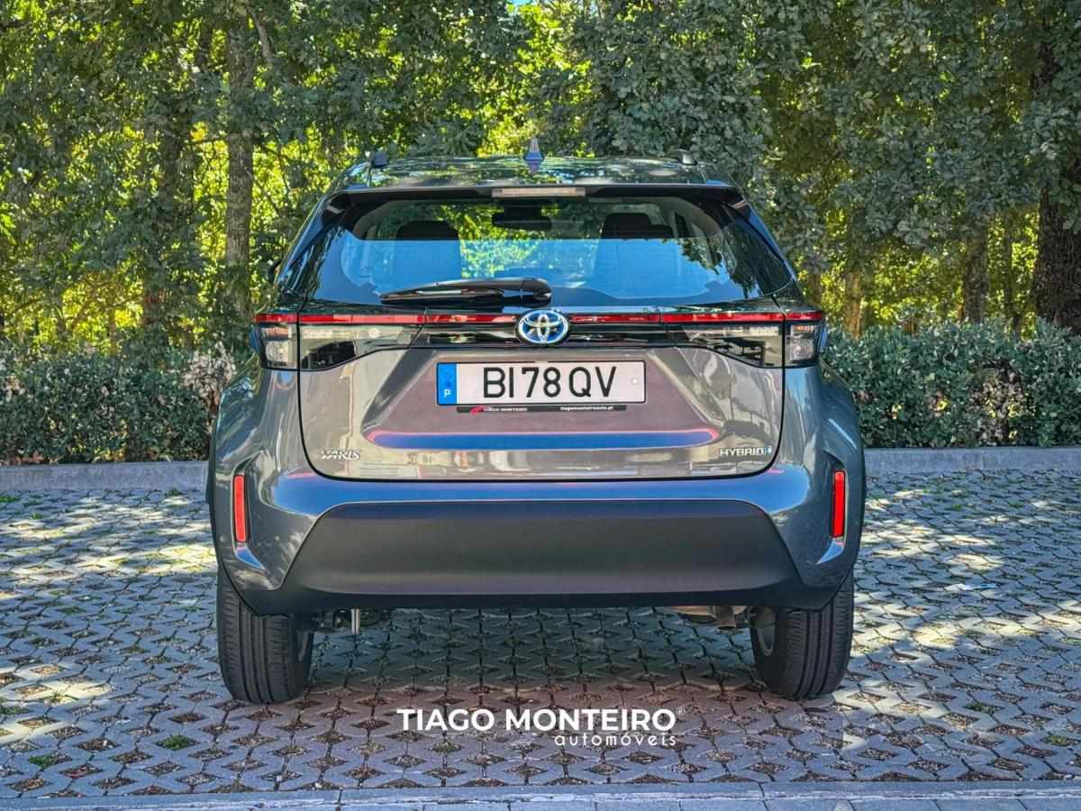 toyota-yaris-cross-2024-hibrido-a-gasolina-1490cc