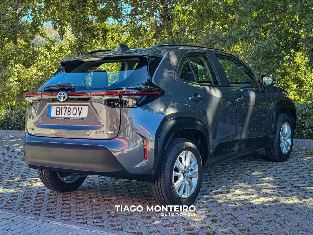 toyota-yaris-cross-2024-hibrido-a-gasolina-1490cc