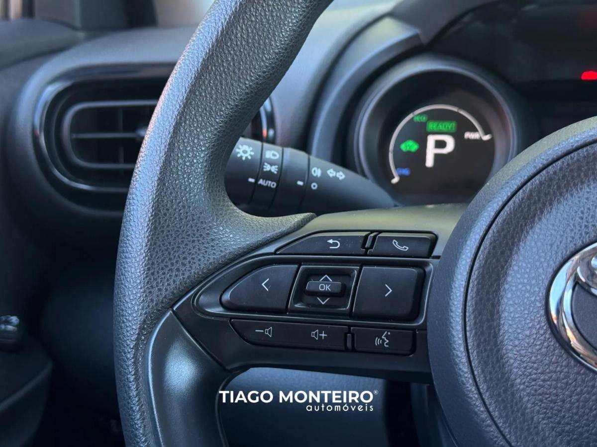 toyota-yaris-cross-2024-hibrido-a-gasolina-1490cc