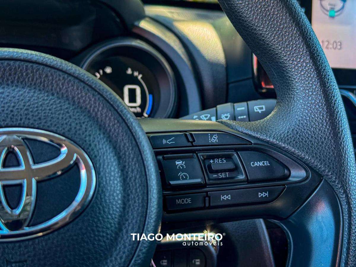 toyota-yaris-cross-2024-hibrido-a-gasolina-1490cc
