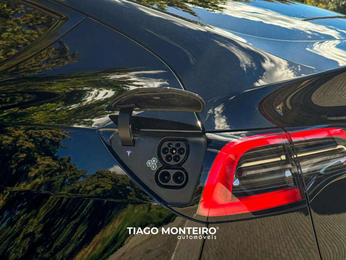 tesla-model-y-2023-eletrico-0cc