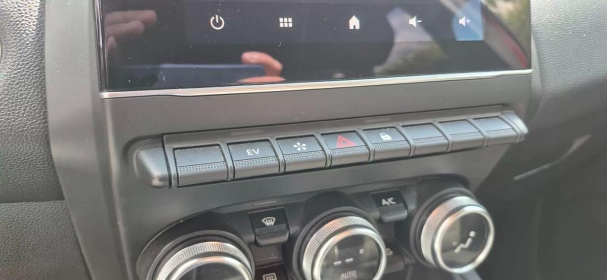 renault-captur-2021-hibrido-1598cc