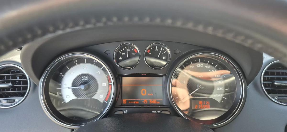 peugeot-rcz-2014-diesel-1997cc