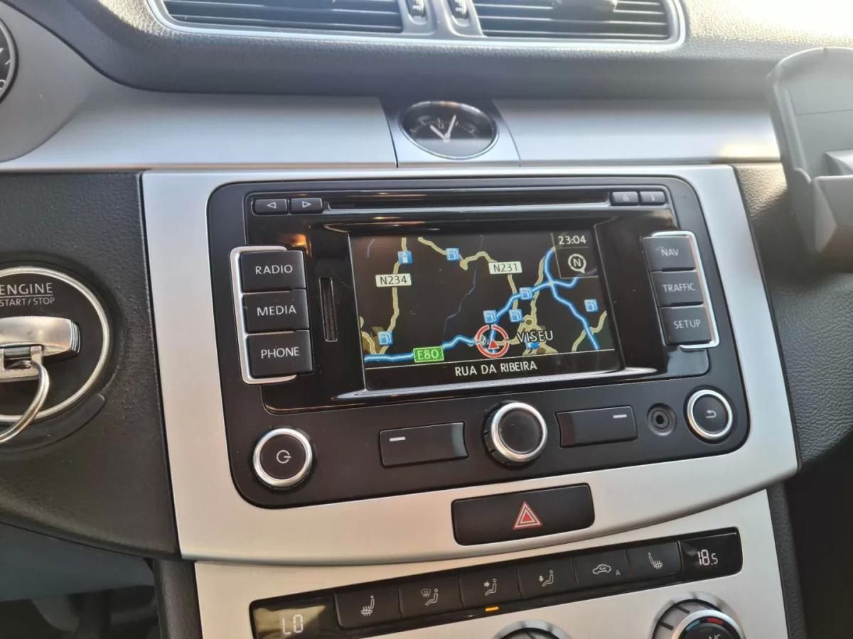 volkswagen-passat-variant-2014-diesel-1598cc
