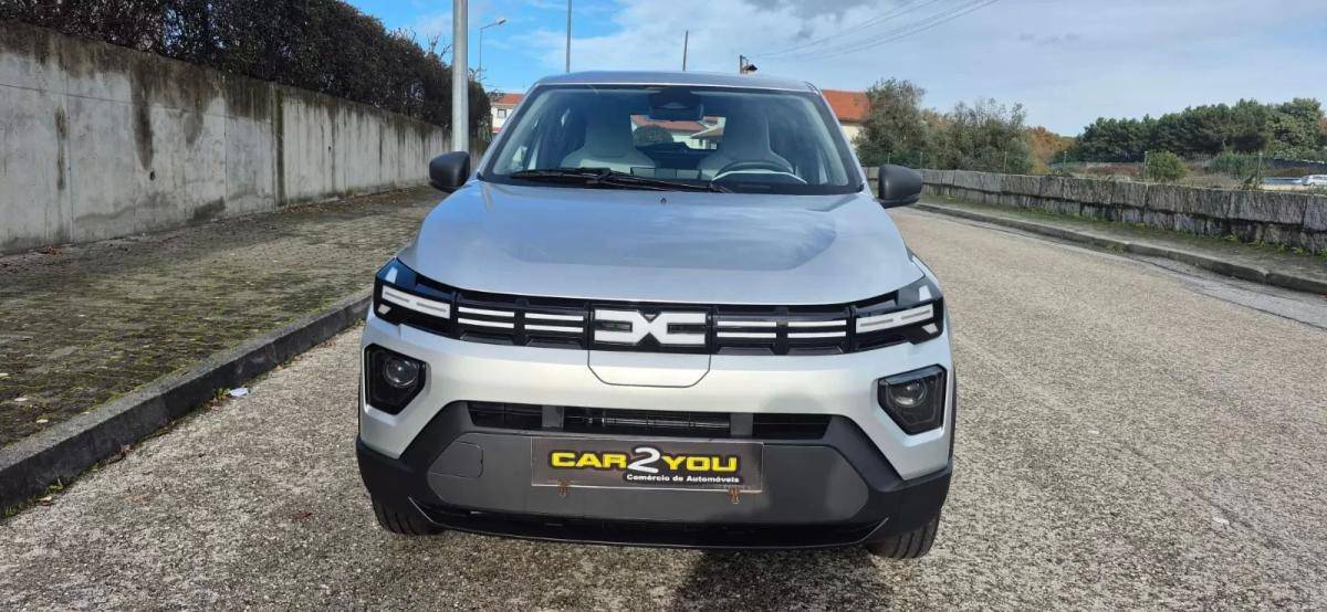 dacia-spring-2025-eletrico-200cc