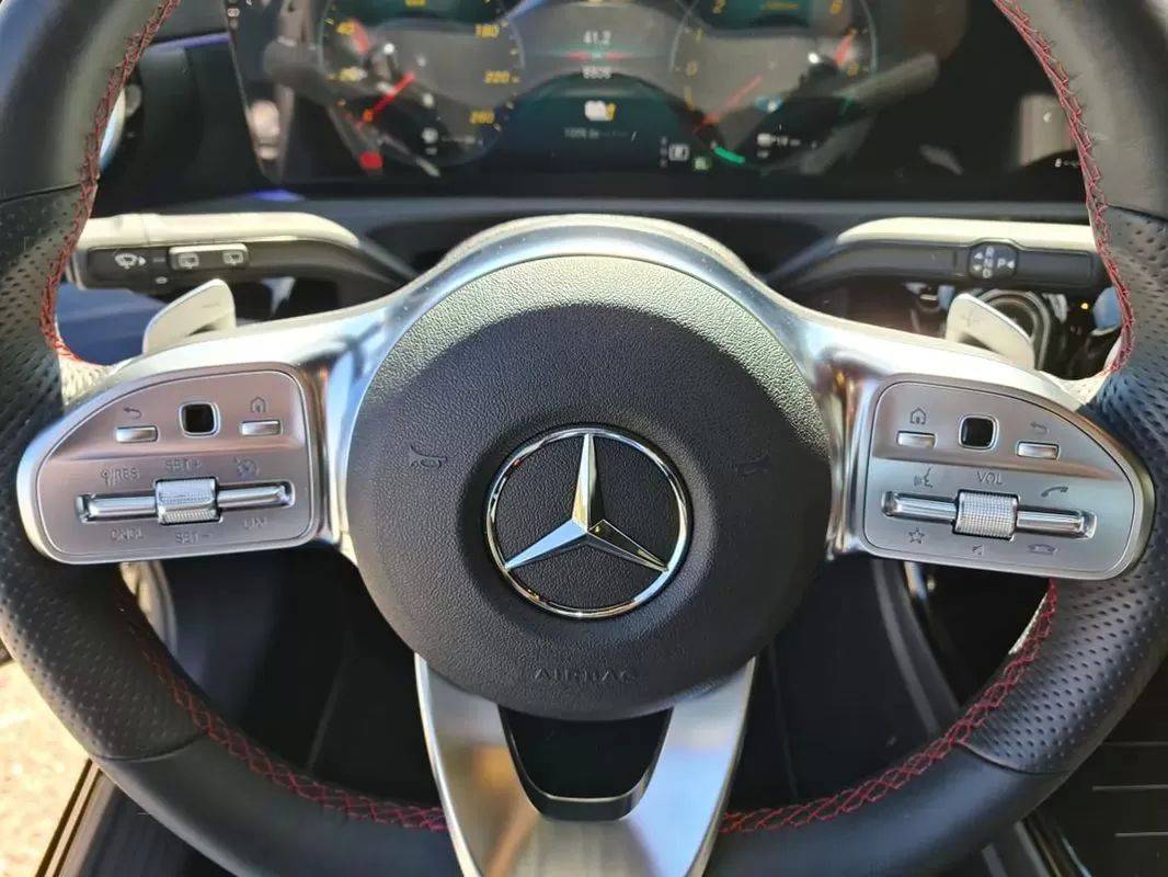 mercedes-benz-classe-a-2021-hibrido-1332cc