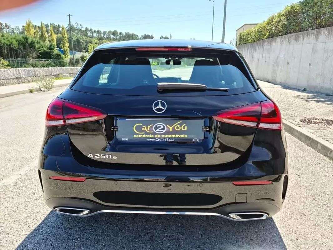 mercedes-benz-classe-a-2021-hibrido-1332cc