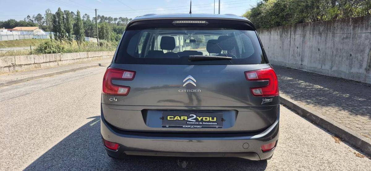 citroen-c4-grand-picasso-2013-diesel-1560cc