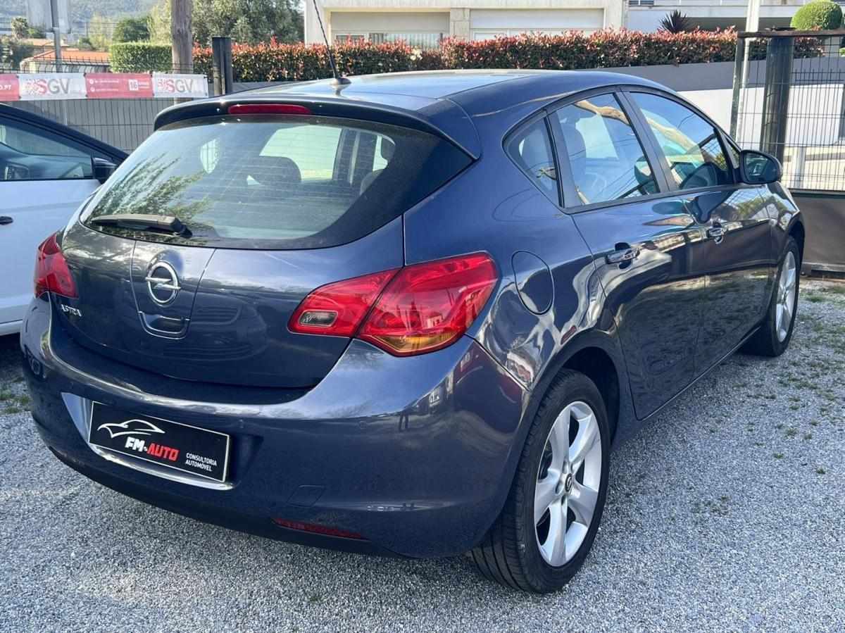 opel-astra-2010-gasolina-1400cc