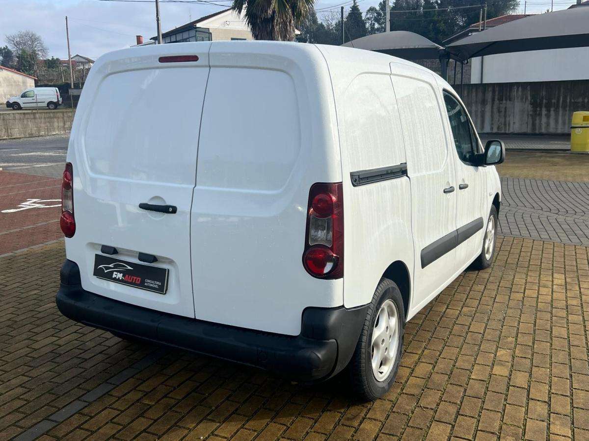 peugeot-partner-2015-diesel-1560cc