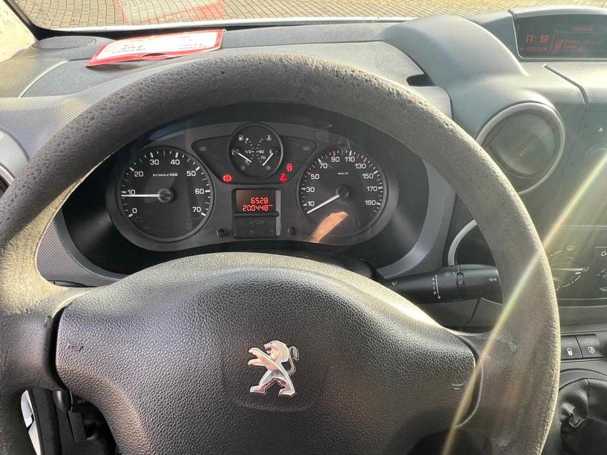 peugeot-partner-2015-diesel-1560cc