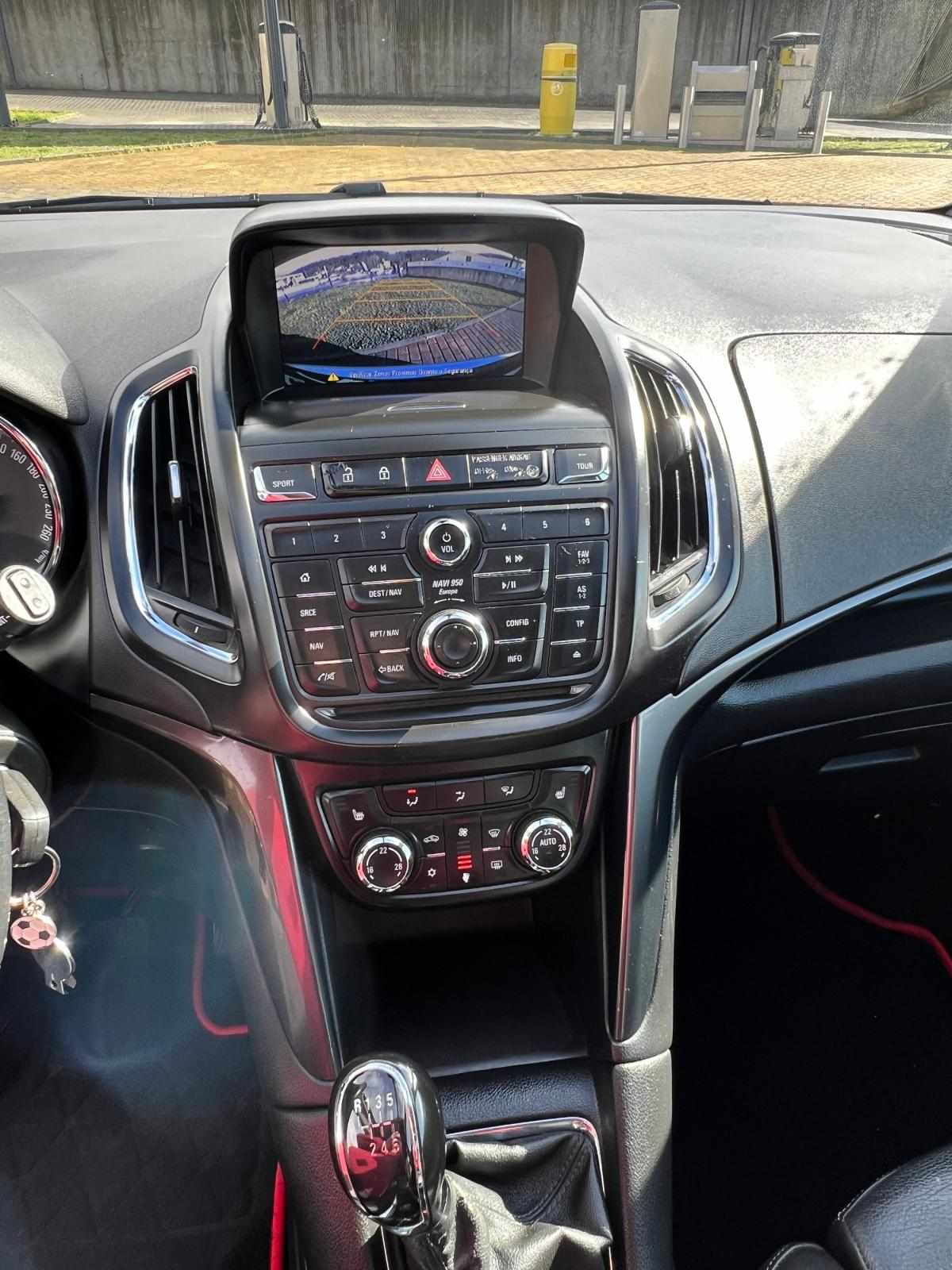 opel-zafira-2015-diesel-1956cc