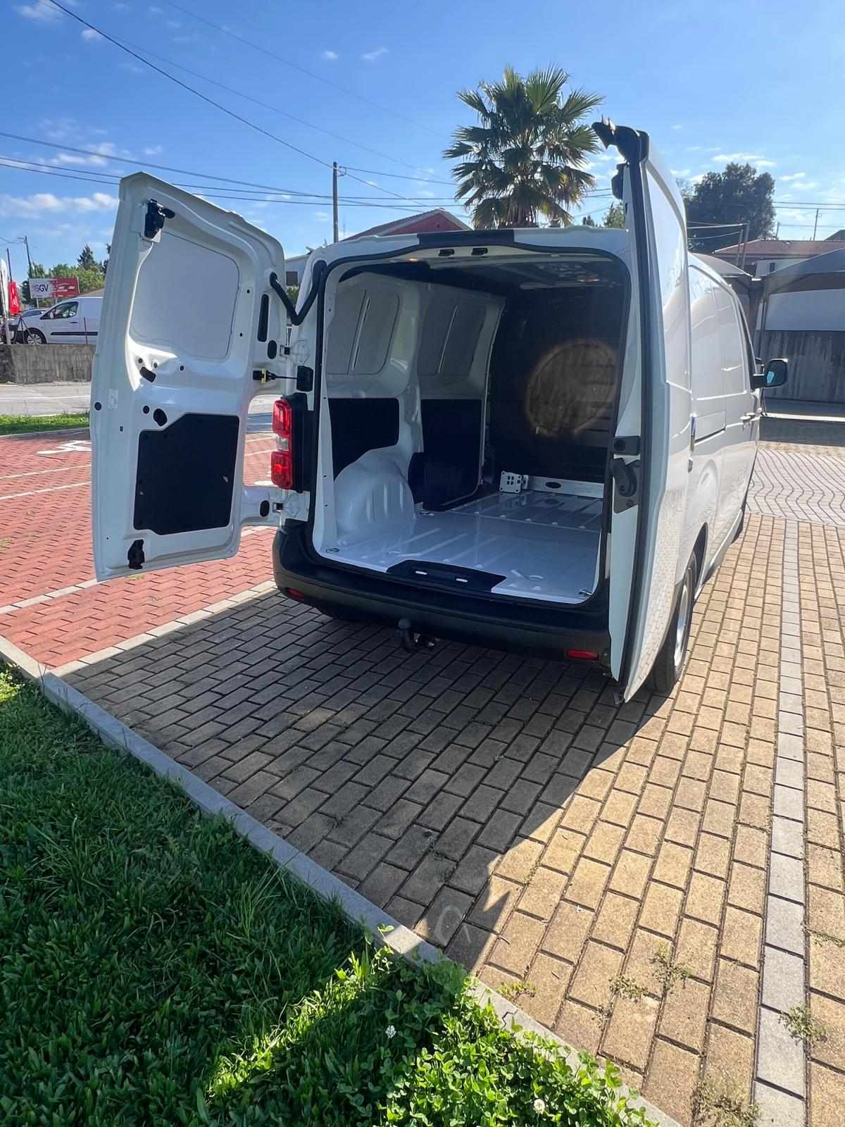 fiat-scudo-2022-diesel-1499cc