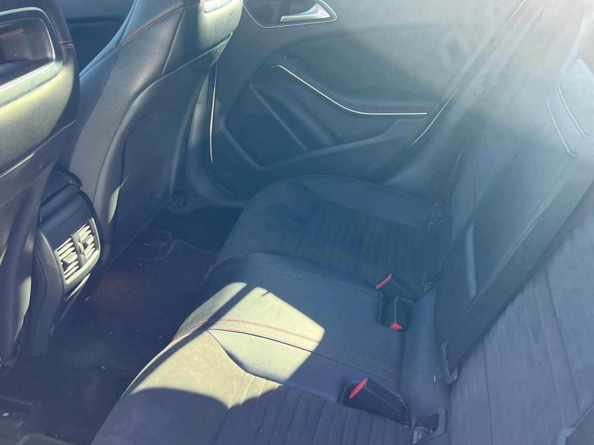 mercedes-benz-gla-2016-diesel-2143cc
