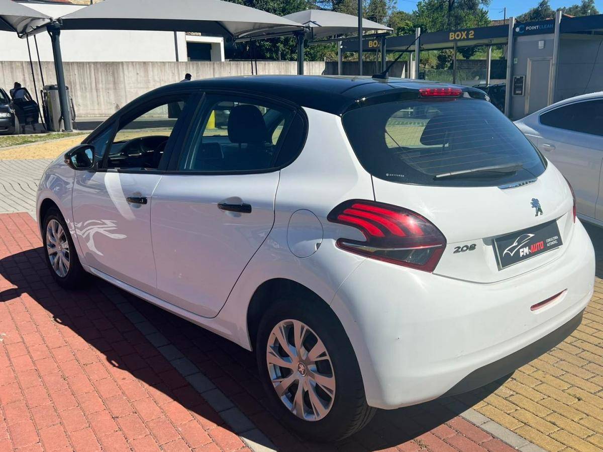 peugeot-208-2019-diesel-1560cc