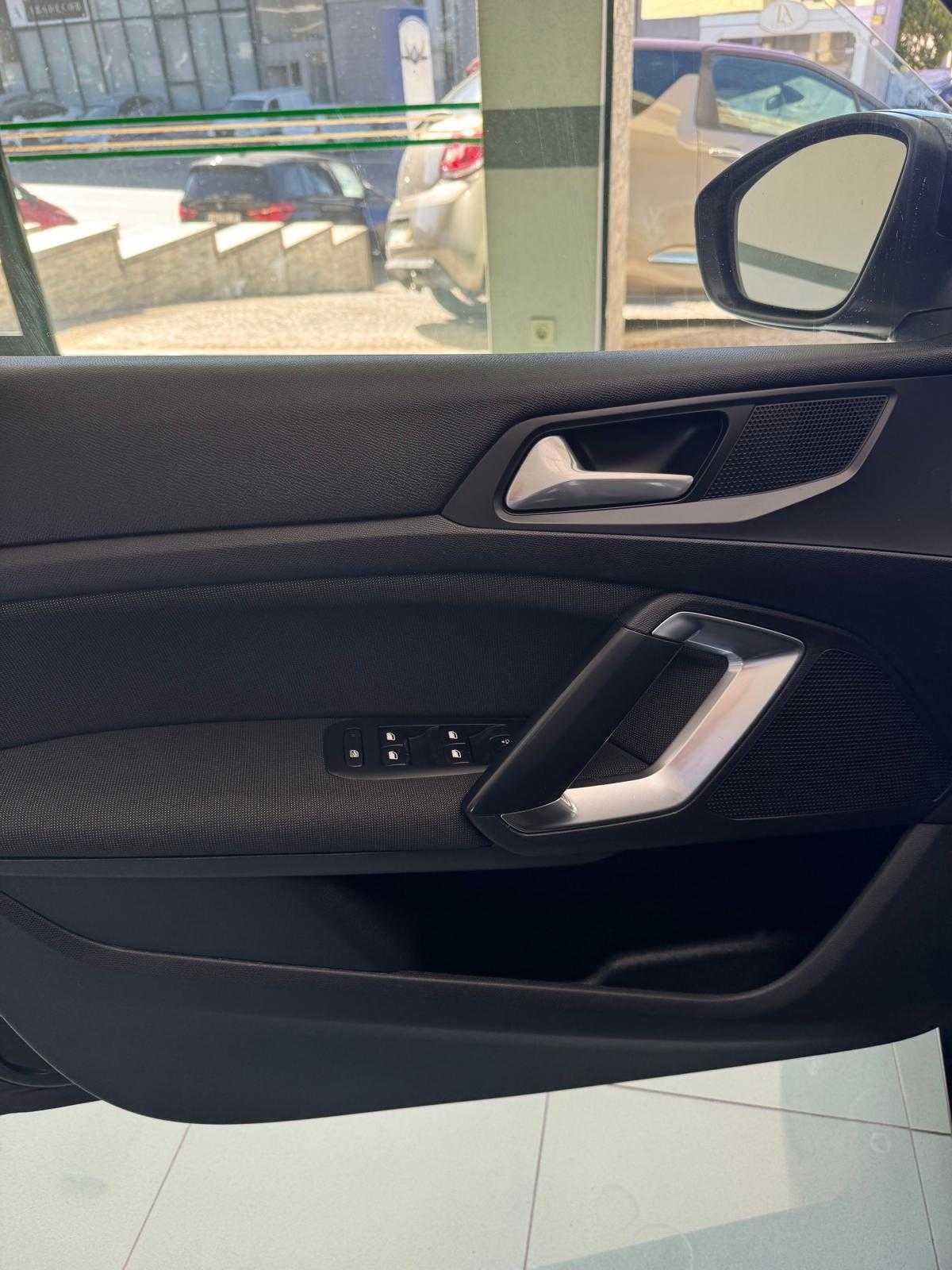 peugeot-308-sw-2018-diesel-1499cc