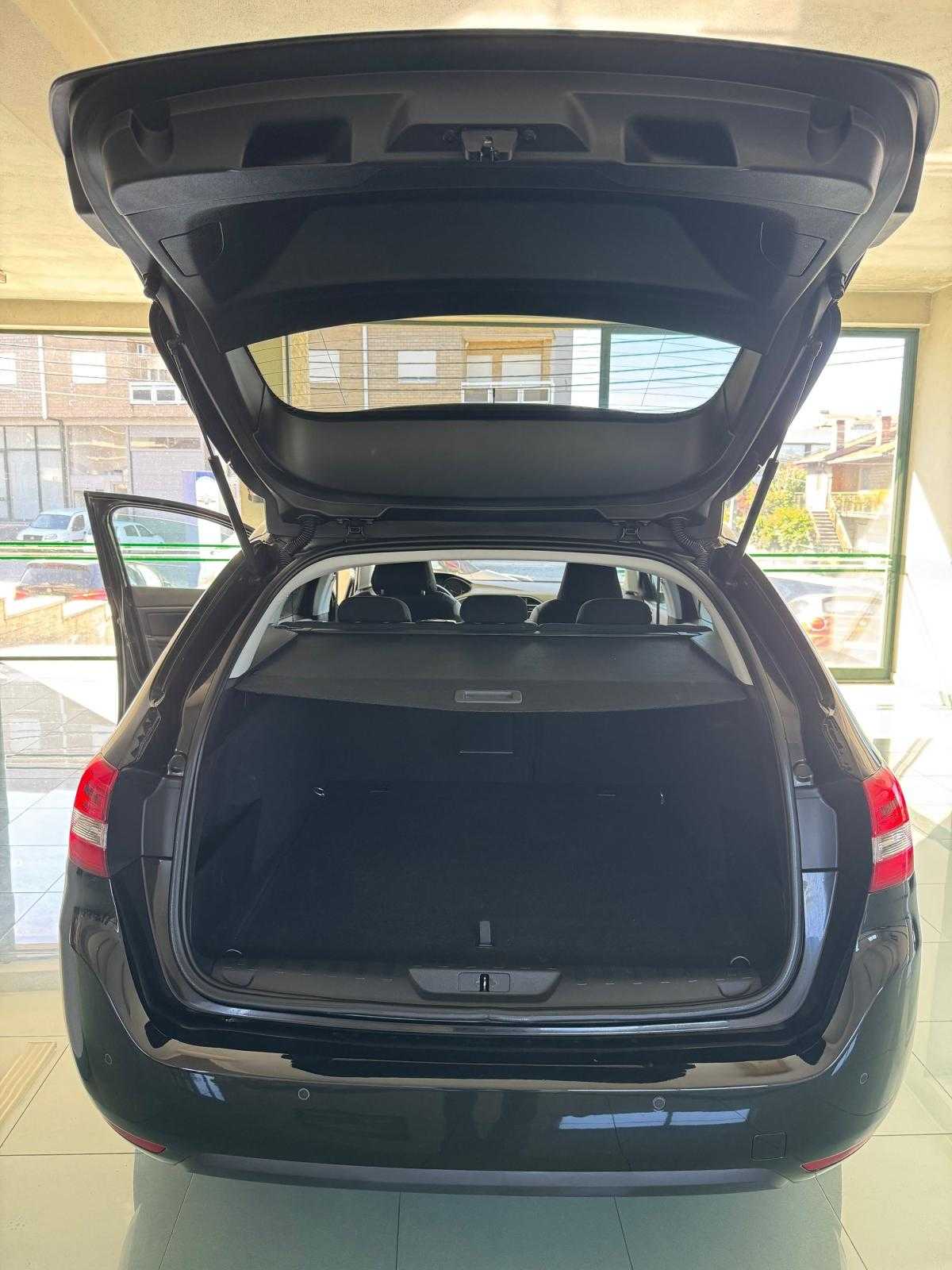 peugeot-308-sw-2018-diesel-1499cc