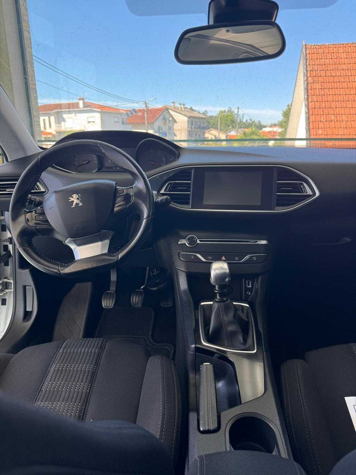 peugeot-308-sw-2015-diesel-1560cc