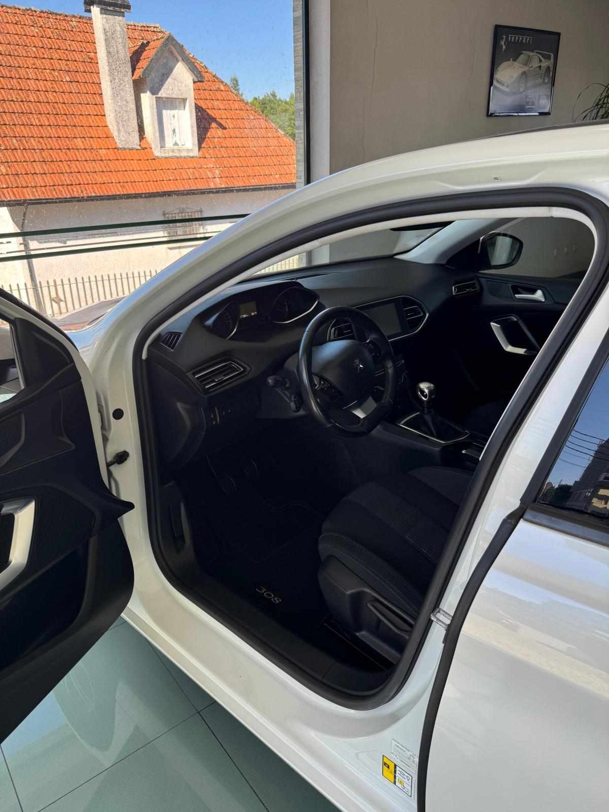 peugeot-308-sw-2015-diesel-1560cc
