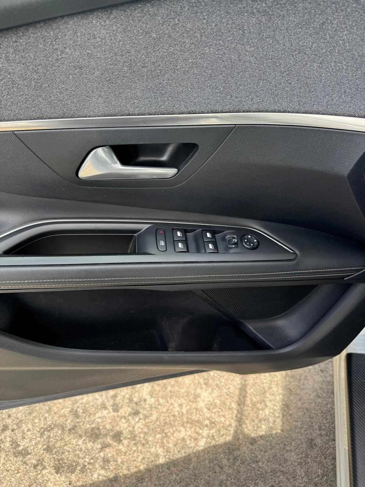 peugeot-3008-2019-diesel-1499cc