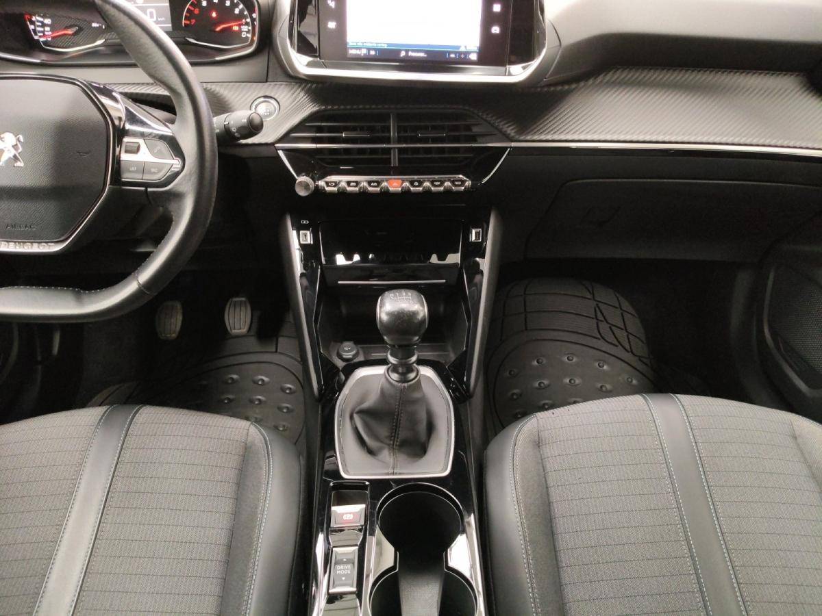 peugeot-2008-2021-gasolina-1199cc