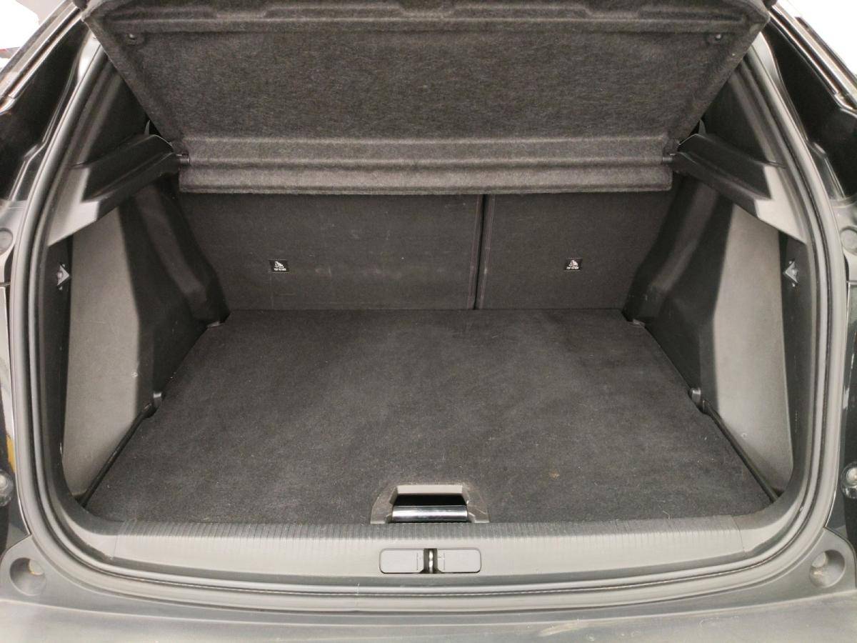 peugeot-2008-2021-gasolina-1199cc