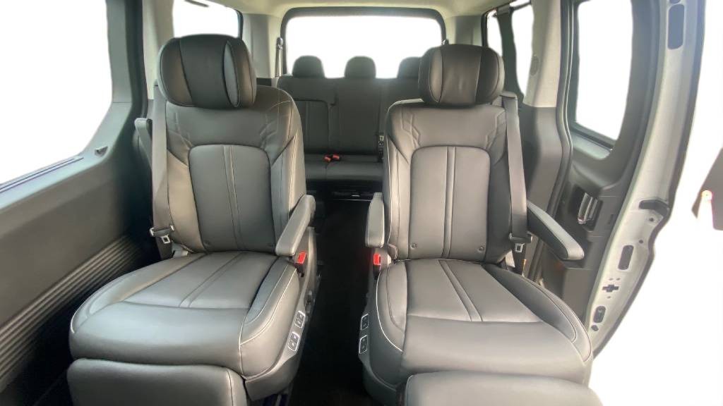 hyundai-staria-2023-diesel-2199cc