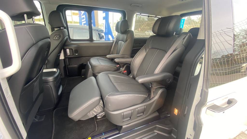 hyundai-staria-2023-diesel-2199cc