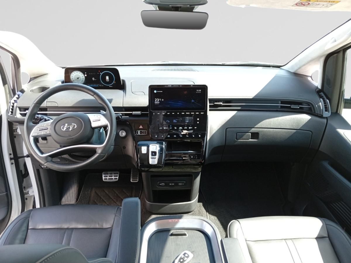 hyundai-staria-2023-diesel-2199cc