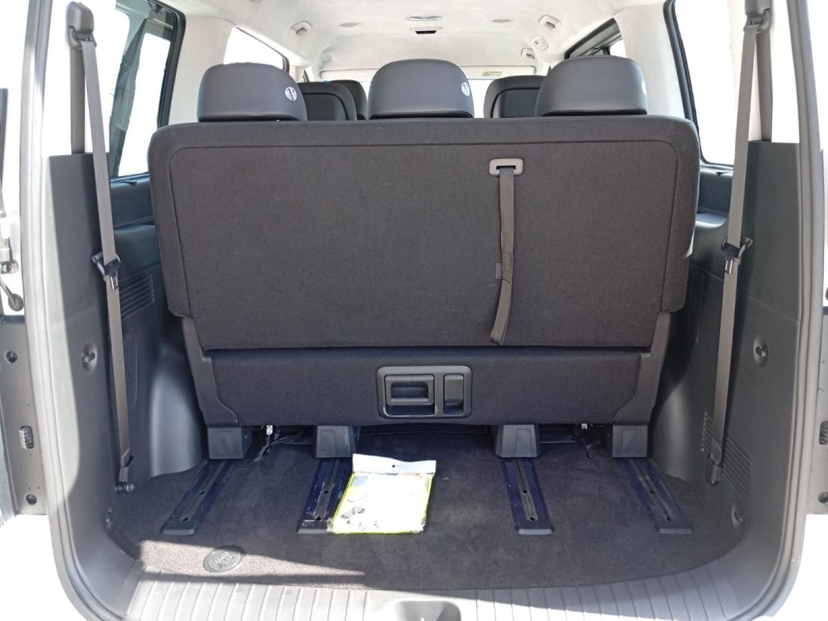 hyundai-staria-2023-diesel-2199cc