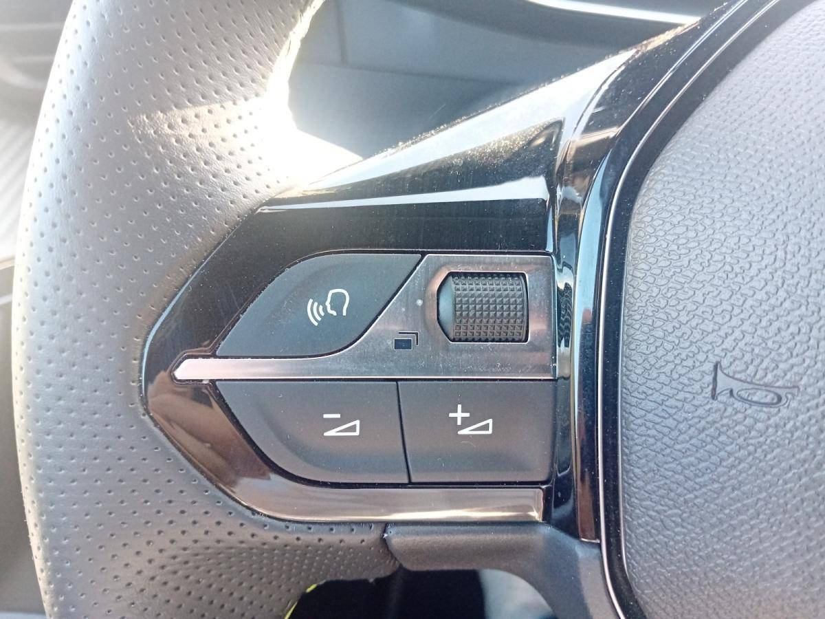 peugeot-208-2025-hibrido-a-gasolina-1199cc