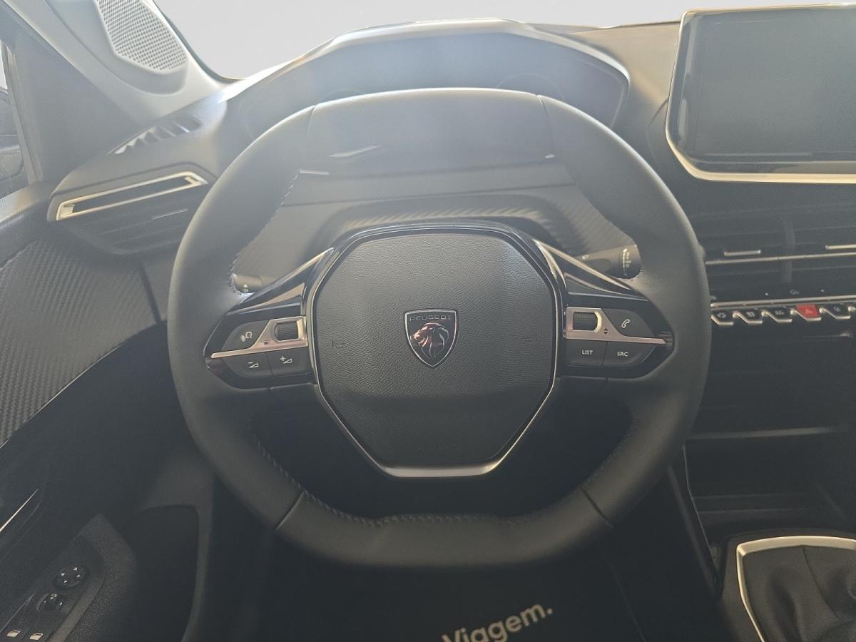 peugeot-208-2026-gasolina-1198cc