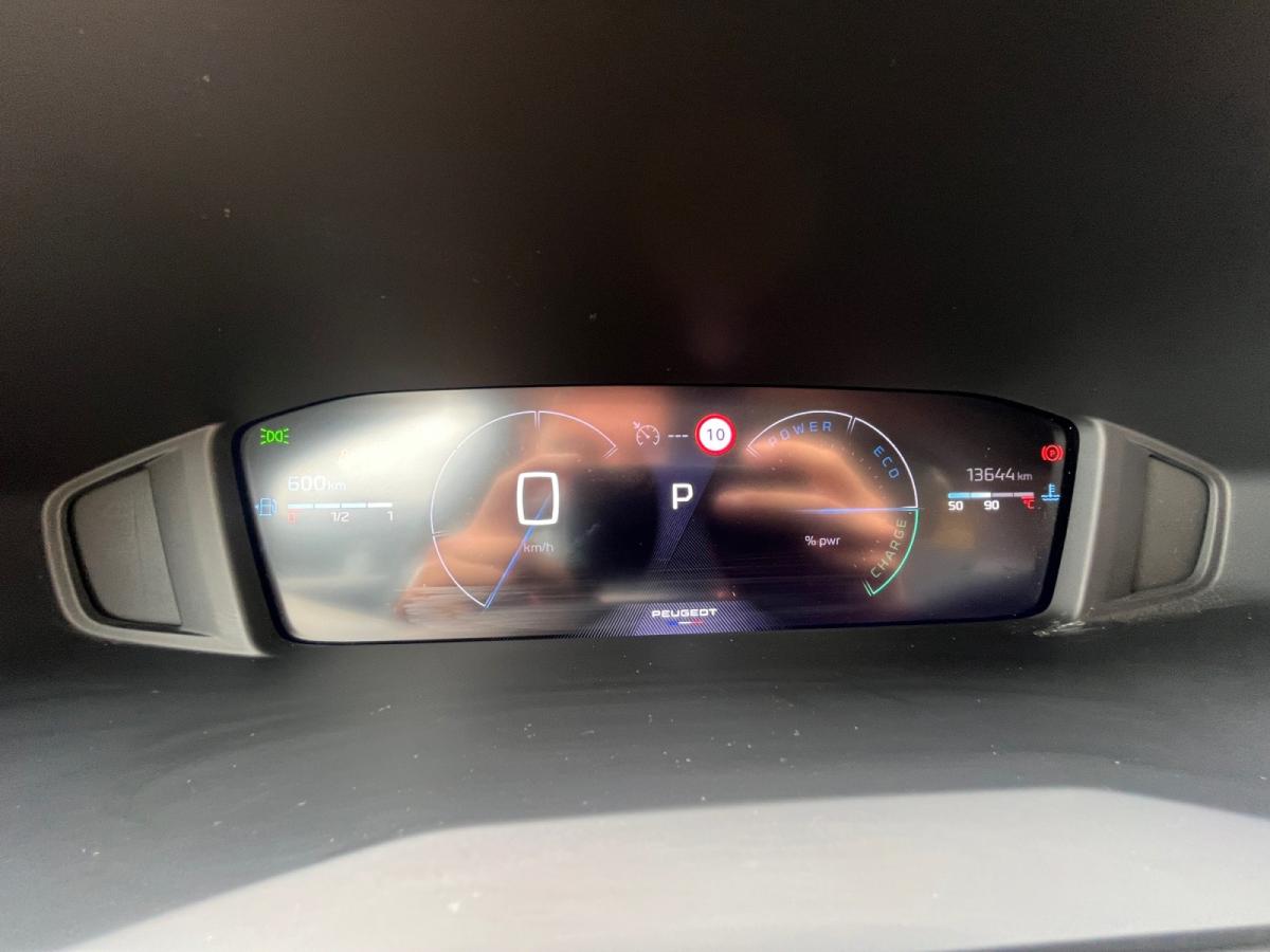 peugeot-208-2026-hibrido-a-gasolina-1199cc