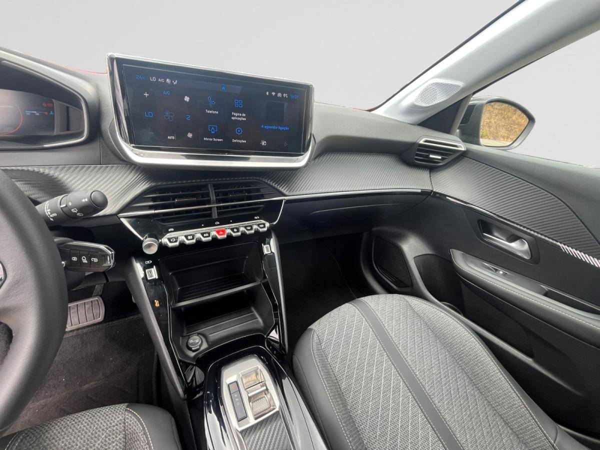 peugeot-208-2026-hibrido-a-gasolina-1199cc