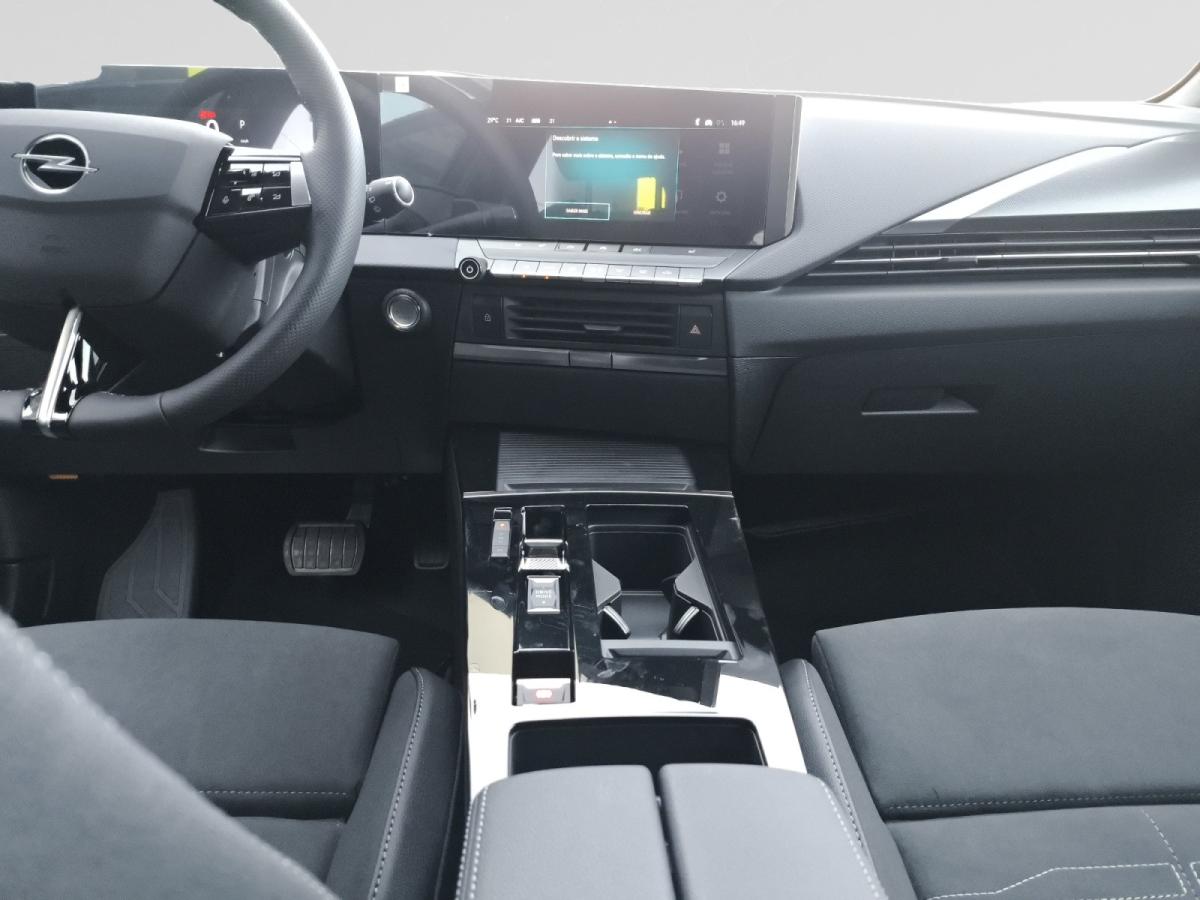 opel-astra-2025-gasolina-1199cc