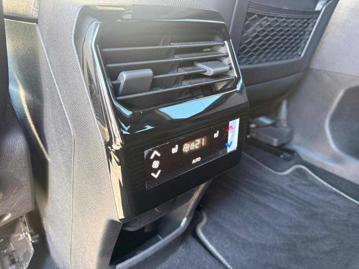 peugeot-5008-2025-hibrido-a-gasolina-1199cc