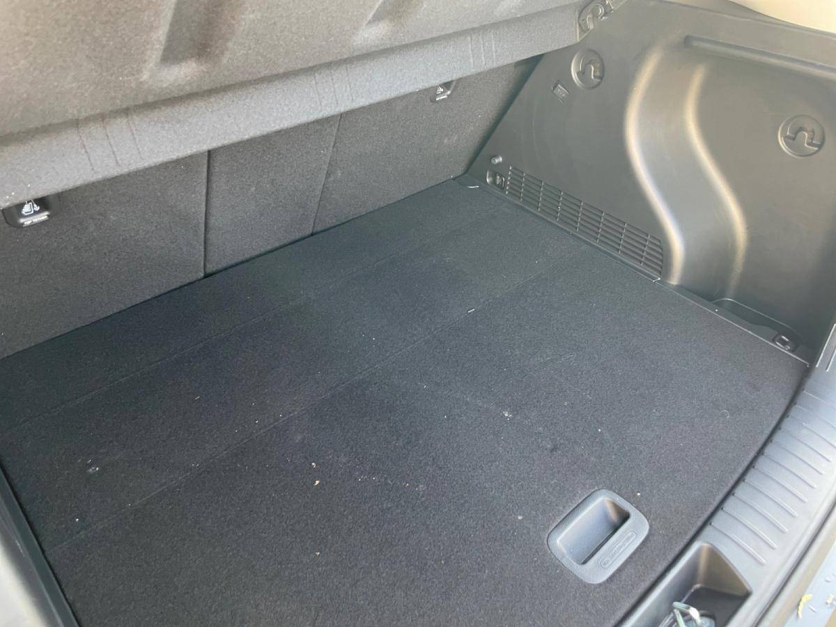 hyundai-kauai-2025-gasolina-998cc